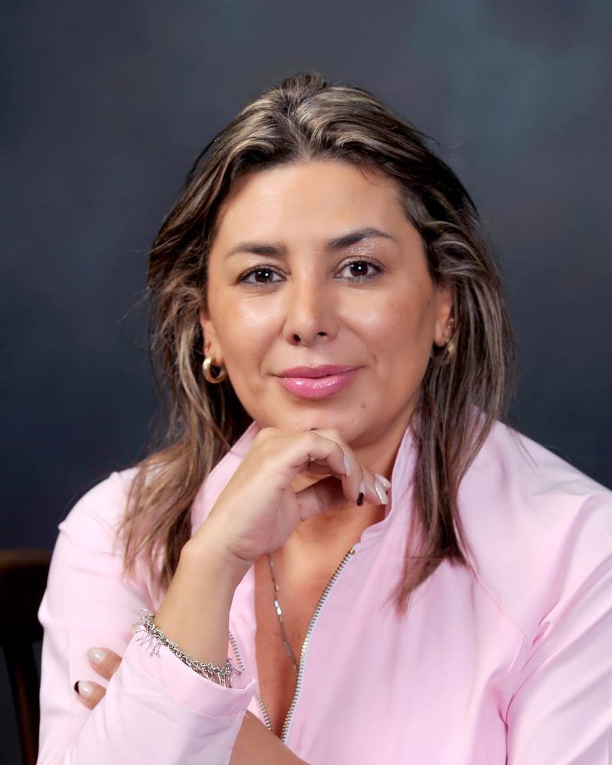 Dra. Siony Mendoza S., Médico Fisiatra